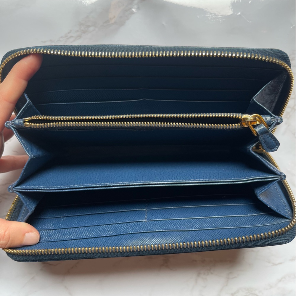 PRADA Saffiano Leather Navy Blue Large Zip Around Wallet Zippy Gold Logo - Picture 8 of 11